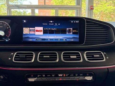 Certified 2025 Mercedes-Benz GLS 450 GLS 450 image 35