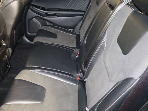 Used 2019 Ford Edge ST w/ Convenience Package image 49