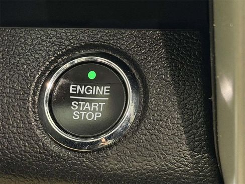 Used 2018 Ford F150 Lariat w/ Equipment Group 502A Luxury image 26