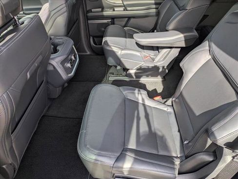New 2026 Ford Expedition Platinum AWD/4WD image 18