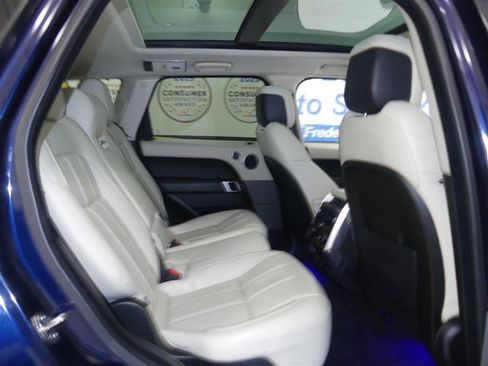 Used 2020 Land Rover Range Rover Sport HSE Dynamic image 23