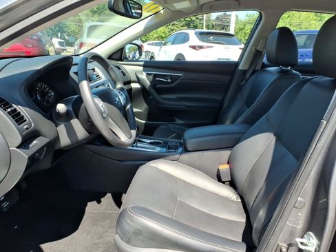 Certified 2017 Nissan Altima 2.5 SL FWD image 10
