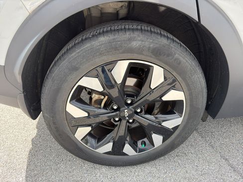 Used 2023 Kia Sportage X-Line w/ X-Line Premium Package AWD/4WD image 11