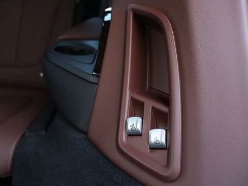 Used 2020 BMW X7 M50i w/ Cold Weather Package image 24