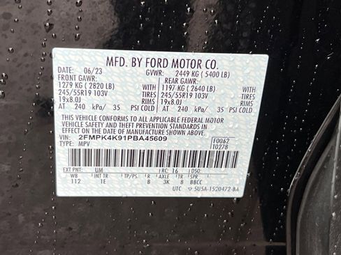 Used 2023 Ford Edge Titanium w/ Equipment Group 301A image 24