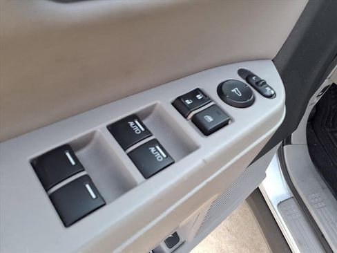 Used 2011 Honda Pilot EX-L image 14