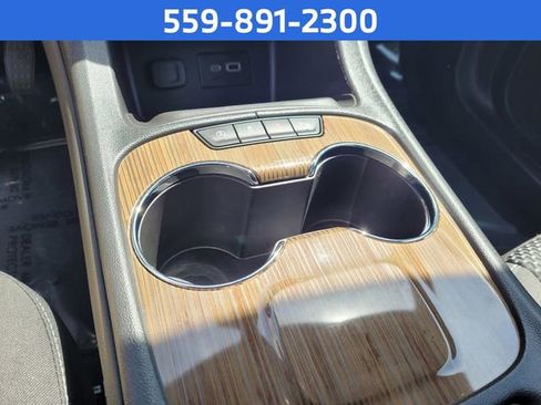 Used 2021 GMC Acadia SLE w/ Elevation Edition FWD image 23