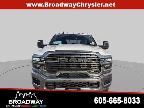 New 2026 RAM 2500 Tradesman AWD/4WD image 2
