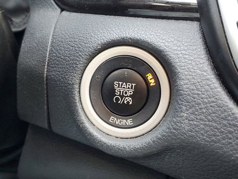 Used 2016 Chrysler 200 C w/ Navigation & Sound Group I image 20