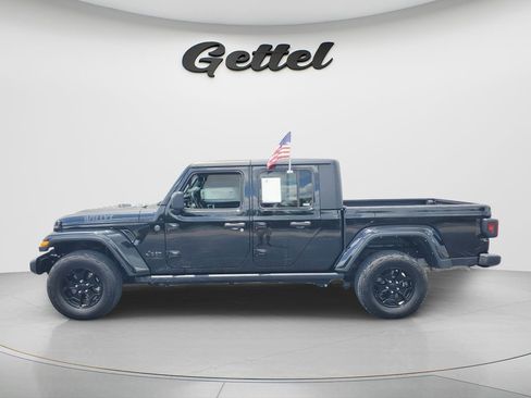 Used 2023 Jeep Gladiator Sport AWD/4WD image 7