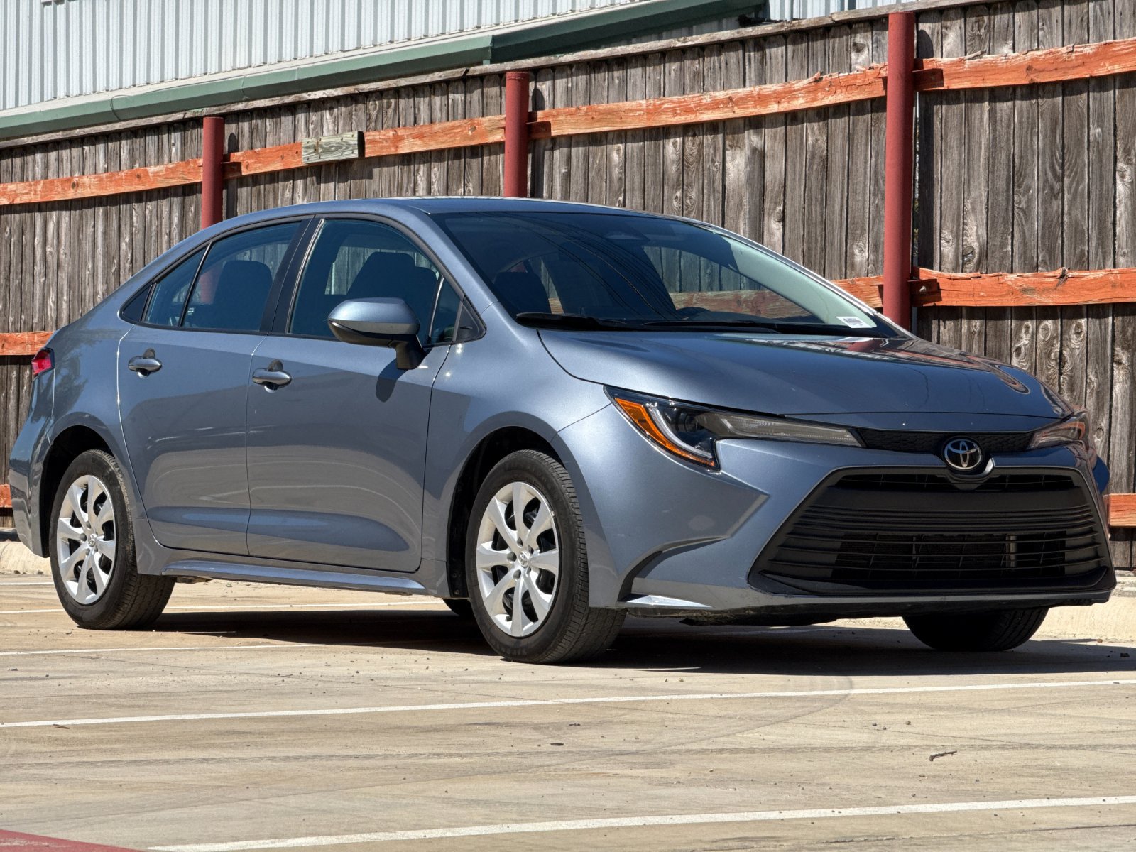 Certified 2025 Toyota Corolla LE FWD image 7