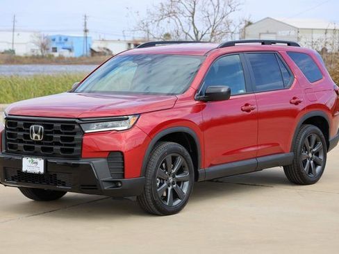 New 2026 Honda Pilot Sport image 3