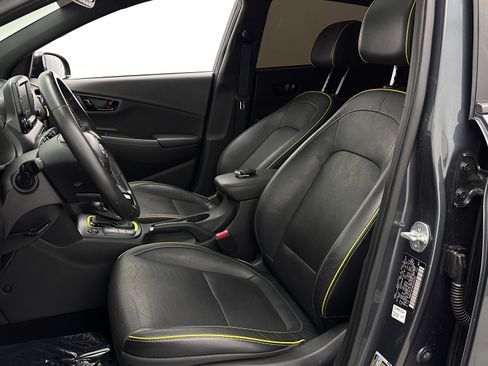 Used 2019 Hyundai Kona Limited FWD image 15