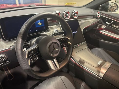 Used 2024 Mercedes-Benz CLE 300 4MATIC Coupe image 11