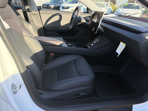 Used 2025 Tesla Model 3 Long Range image 19