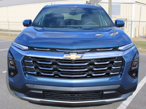 New 2026 Chevrolet Equinox LT w/ Convenience Package II image 12