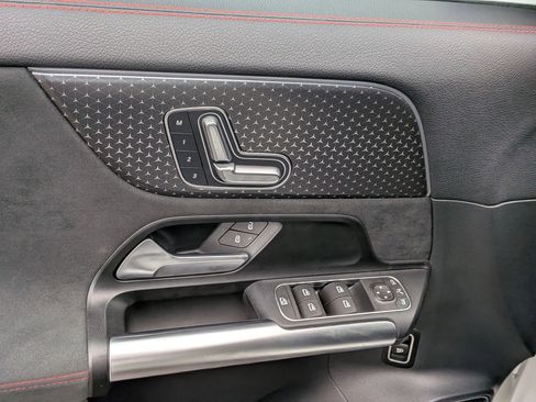 Certified 2025 Mercedes-Benz GLA 250 4MATIC image 13