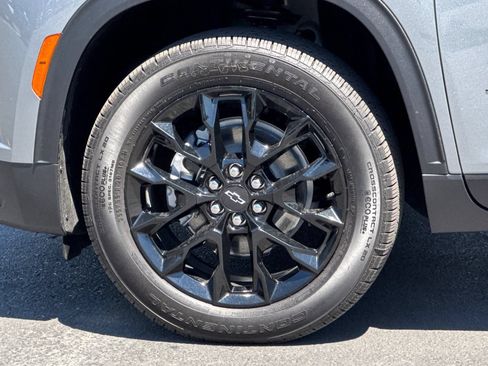 New 2026 Chevrolet Traverse LT w/ Midnight/Sport Edition FWD image 26