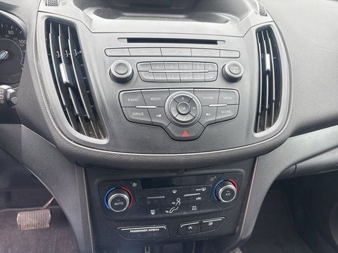 Used 2017 Ford Escape SE AWD/4WD image 20