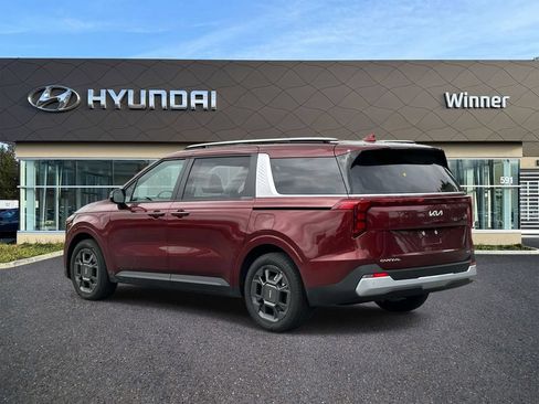 Used 2026 Kia Carnival EX FWD image 2