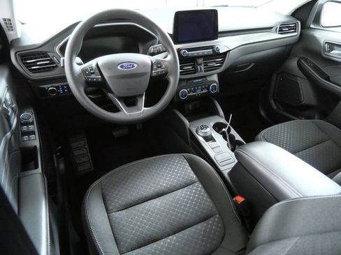 Certified 2025 Ford Escape Active AWD/4WD image 4