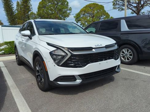 Certified 2023 Kia Sportage EX image 2