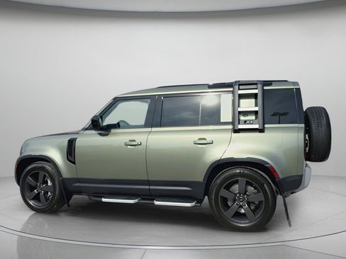 Used 2020 Land Rover Defender 110 HSE image 18