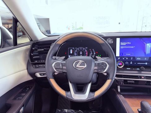 Used 2023 Lexus RX 350 Premium w/ Accessory Package (Z1) FWD image 18
