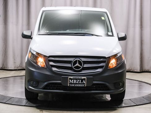Used 2021 Mercedes-Benz Metris image 6