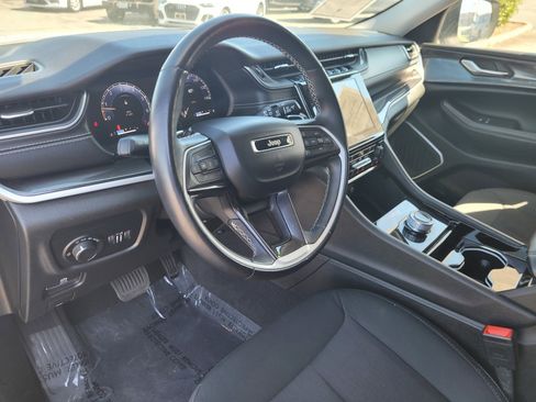 Used 2021 Jeep Grand Cherokee L Laredo w/ Luxury Tech Group I image 15