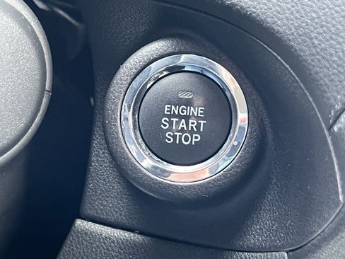 Used 2023 Subaru Ascent Onyx Edition Limited image 38