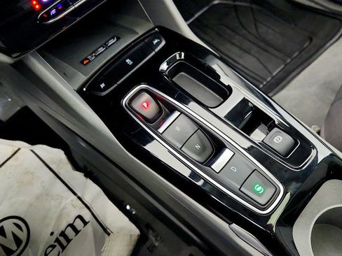 Used 2023 Chevrolet Bolt EUV Premier w/ Sun & Sound Package image 17