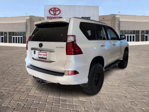 Used 2023 Lexus GX 460 Premium image 4