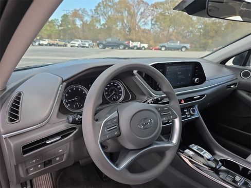Used 2021 Hyundai Sonata SEL image 10