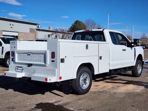 New 2026 Ford F250 XL w/ XL Chrome Package AWD/4WD image 8