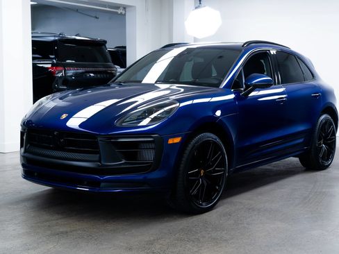 Used 2023 Porsche Macan GTS AWD/4WD image 3