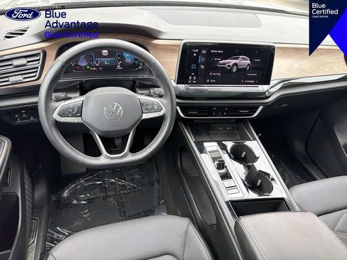 Used 2024 Volkswagen Atlas SE FWD image 9