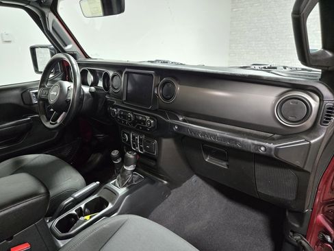 Used 2021 Jeep Wrangler Unlimited Sport image 53