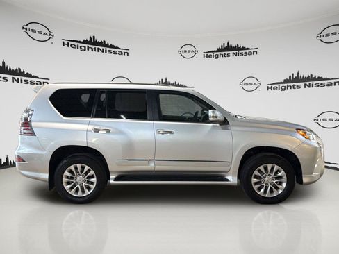 Used 2015 Lexus GX 460 w/ Premium Package AWD/4WD image 6