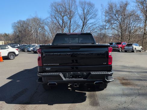 Used 2020 Chevrolet Silverado 1500 LT Trail Boss image 6