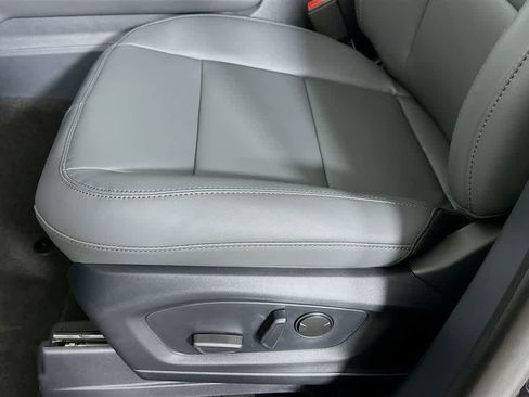 New 2026 Ford Explorer Active w/ Active Comfort Package RWD image 30