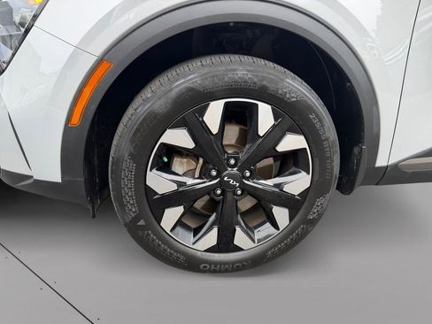 Certified 2023 Kia Sportage X-Line w/ X-Line Premium Package AWD/4WD image 9