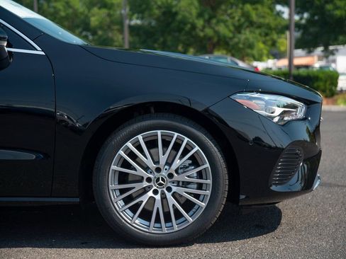 Used 2025 Mercedes-Benz CLA 250 4MATIC image 12