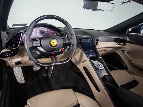 Certified 2024 Ferrari Roma Spider image 13