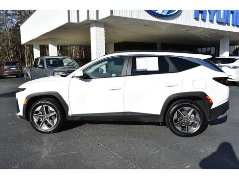 Used 2025 Hyundai Tucson SEL image 2