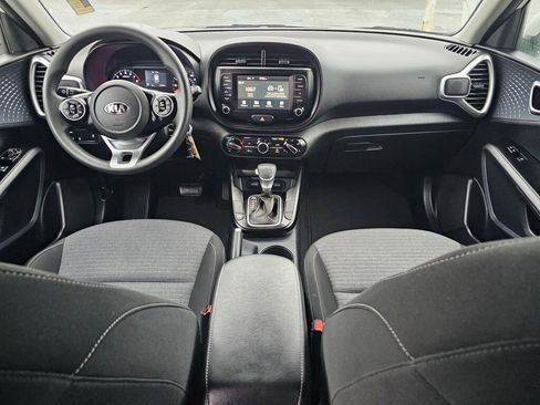 Used 2021 Kia Soul S image 16