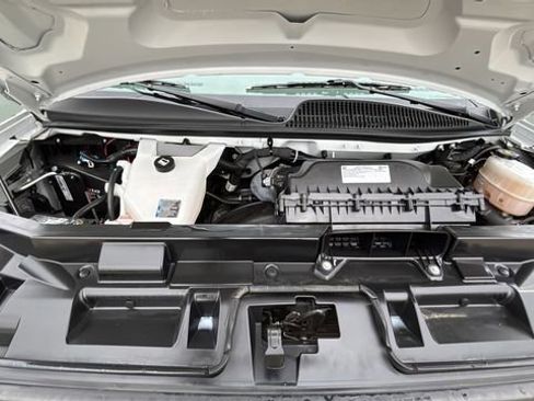 Used 2024 Chevrolet Express 3500 LT w/ LT Preferred Equipment Group image 16