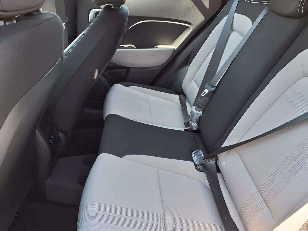 New 2026 Hyundai Venue SEL FWD image 13