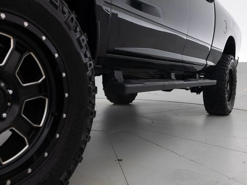 Used 2017 RAM 1500 Express w/ Express Value Package image 27