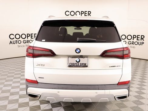 Used 2021 BMW X5 xDrive40i w/ Premium Package 2 image 24